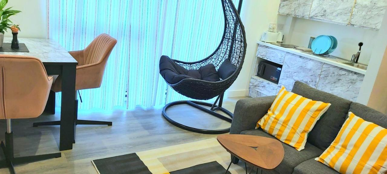 Great Studio Apartments - Netflix, Wifi, Digital Tv Sheffield Exterior foto