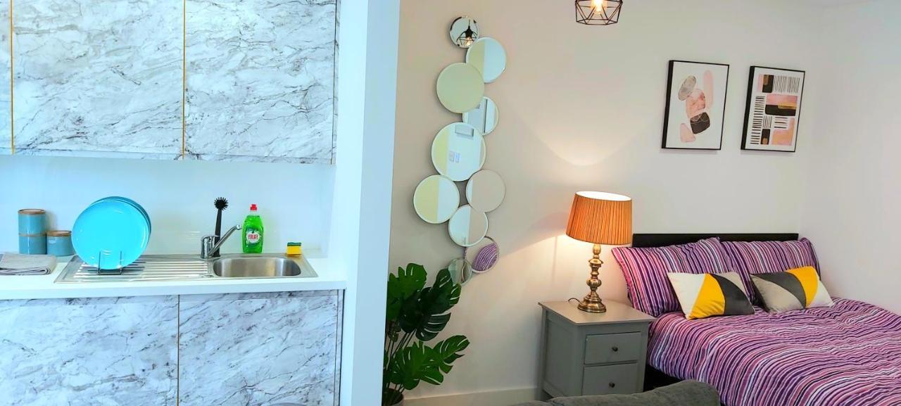 Great Studio Apartments - Netflix, Wifi, Digital Tv Sheffield Exterior foto