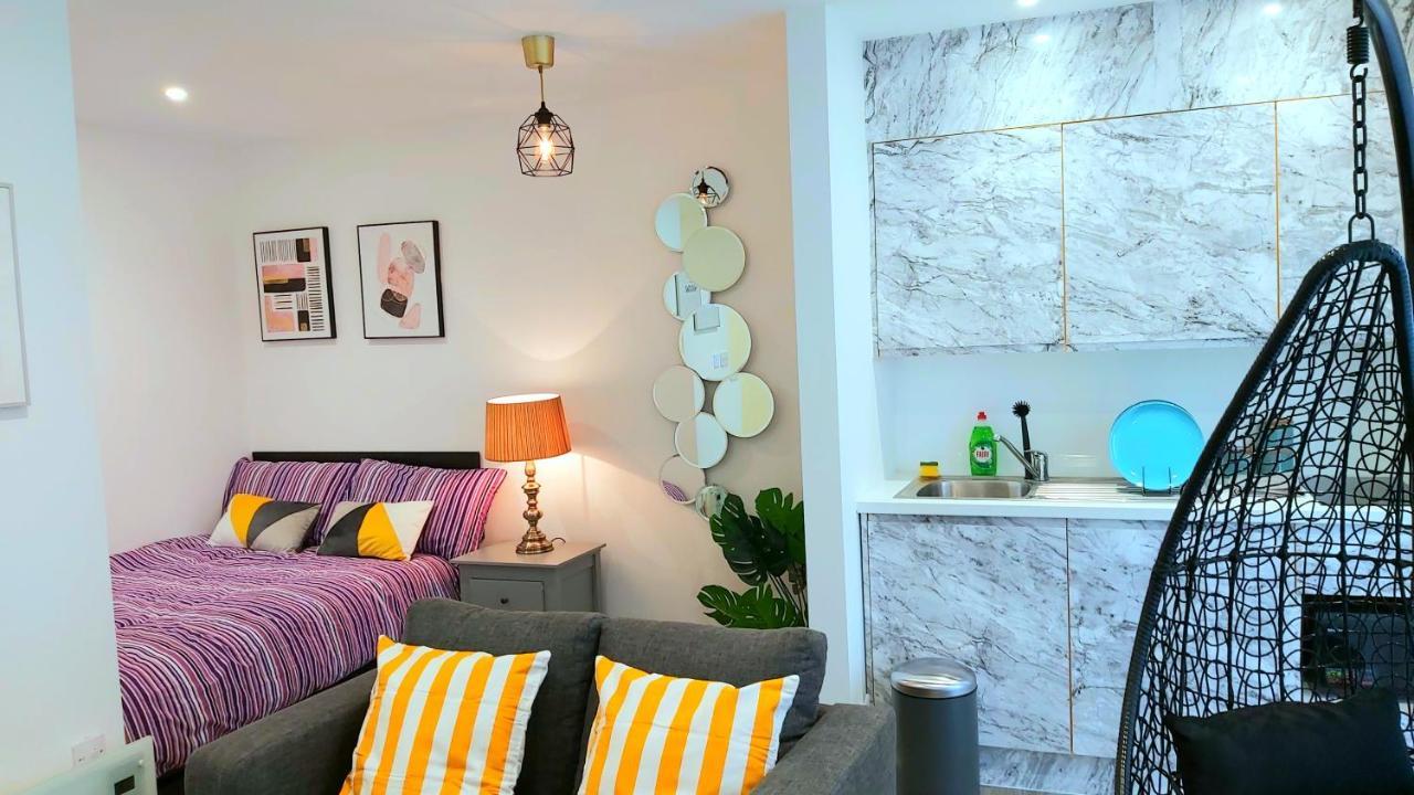 Great Studio Apartments - Netflix, Wifi, Digital Tv Sheffield Exterior foto