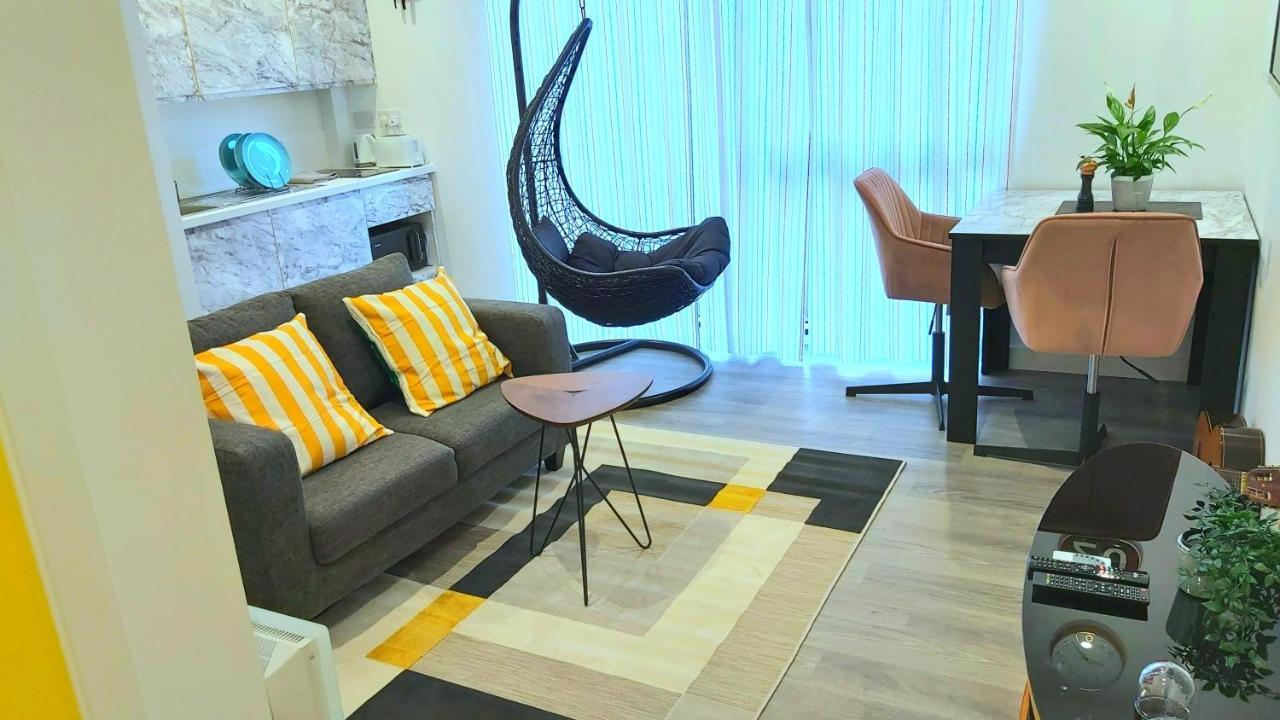 Great Studio Apartments - Netflix, Wifi, Digital Tv Sheffield Exterior foto